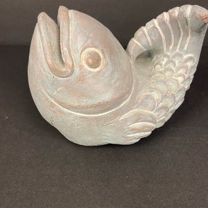 Isabella Bloom sculpture “FISH” Lovely piece  slight damage On fin.